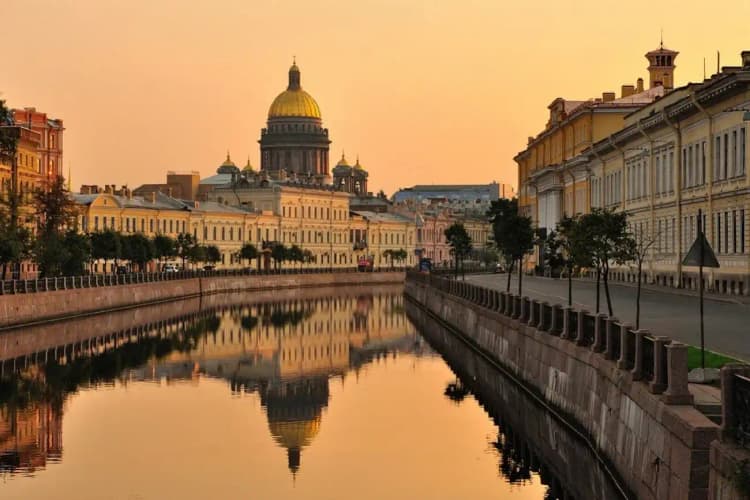 Москва — Санкт-Петербург